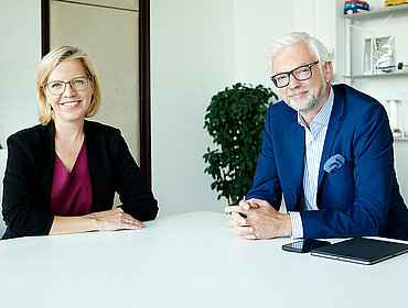 Energie- und Klimaschutzministerin Leonore Gewessler und Michael Strugl, Präsident von Oesterreichs Energie