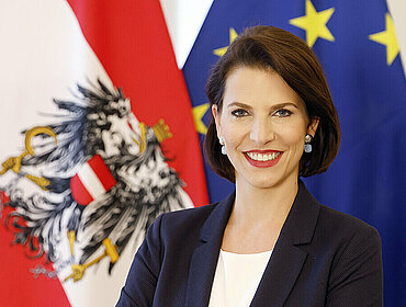 Karoline Edtstadler Bundesministerin für Verfassung und EU